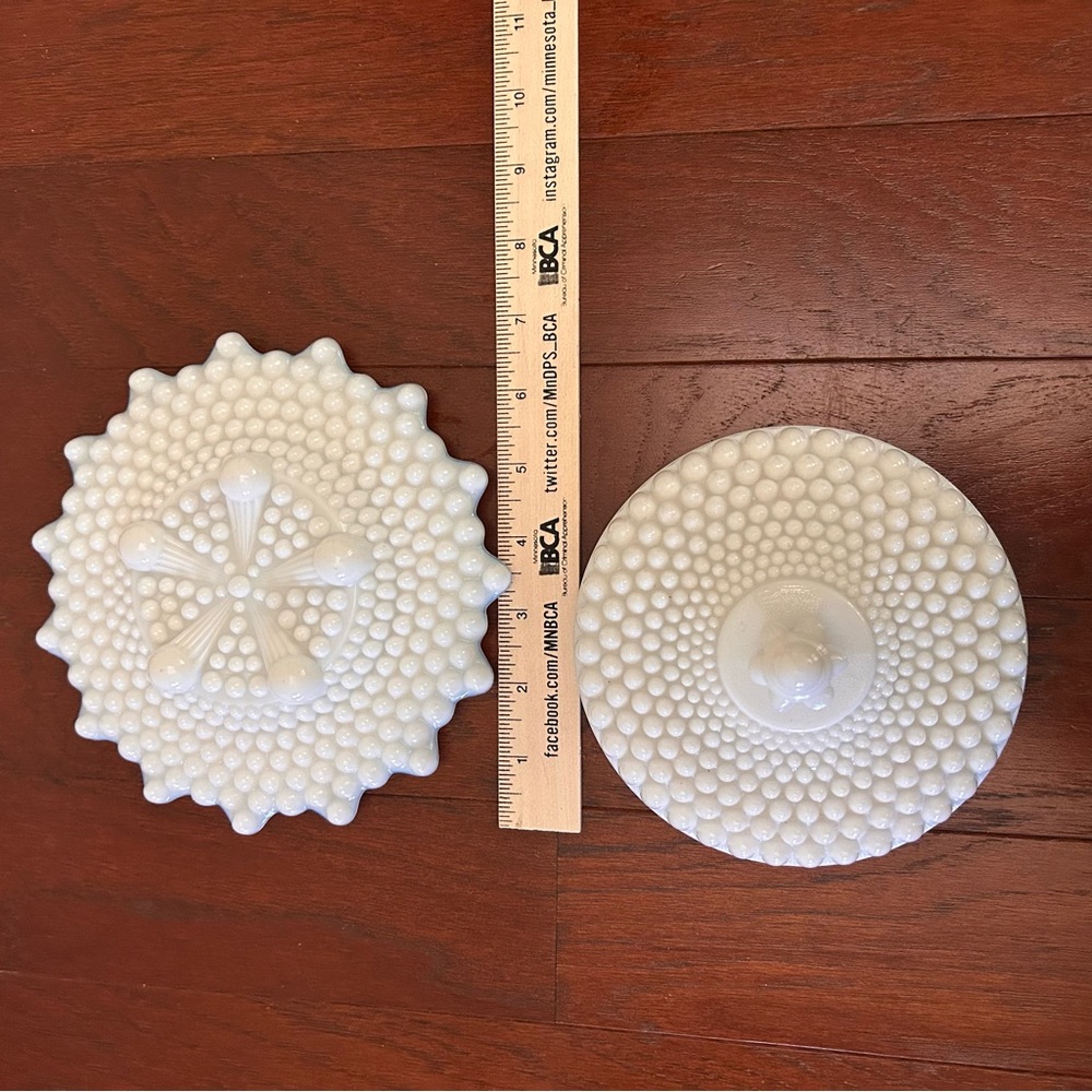 Westmoreland White American Hobnail
Milk Glass Butter/Cheese Dome
Covered Dish - Picture 6 of 9